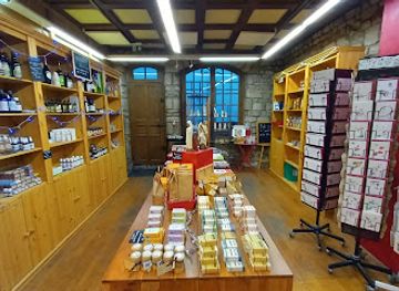 france/mont-saint-michel-bay/shop/librairie-du-sanctuaire-librairie-religieuse-du-mont-saint-michel