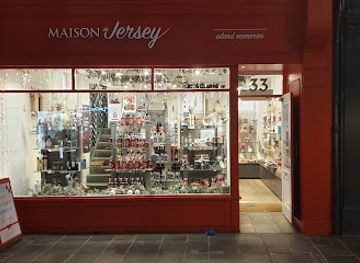 jersey/la-corbiere-lighthouse/shop/maison-de-jersey