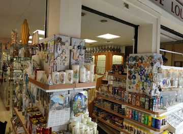 france/lourdes/shop/aux-souvenirs-de-lourdes