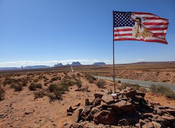 arizona/monument-valley/shop/native-beauty-arts-craft