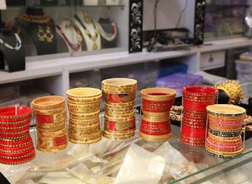 india/udaipur/shop/novelty-nx-a-unit-of-novelty-store-best-bridal-jewellery-in-udaipur-best-artificial-jewellery-in-udaipur