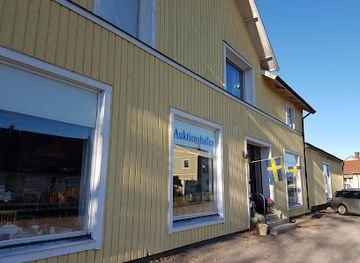 sweden/gastrikland/shop/auktionshallen-i-jarbo