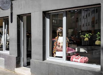 germany/cologne/ehrenfeld/shop/stacks-ehrenfeld