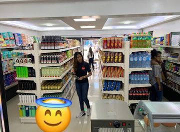 madagascar/andasibe/shop/nc-shop-nazmi-cool