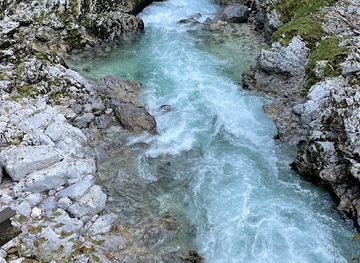 slovenia/triglav-national-park/shop/natour-bled-vintgar-gorge-shuttle-beer-shop-bled