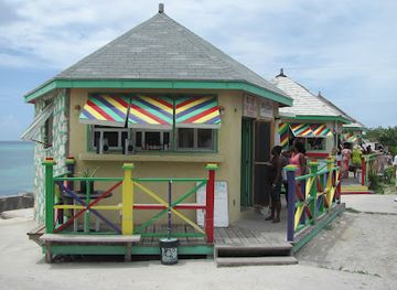 turks-and-caicos-islands/salt-cay/shop/tci-souvenir-shopping-mall
