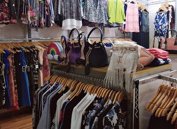 nigeria/hausa-fulani/shop/hulato-luxury-boutique