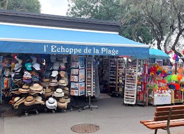 france/la-rochelle/shop/the-stall-of-the-beach
