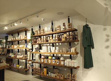 ireland/county-longford/shop/dolls-boutique-longford