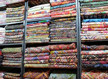 india/thar-desert/shop/silk-route-art-gallery