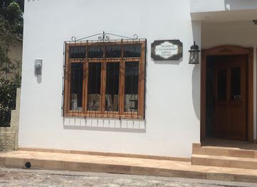 honduras/copan-ruinas/shop/tarjeteria-y-curiosidades-leslye