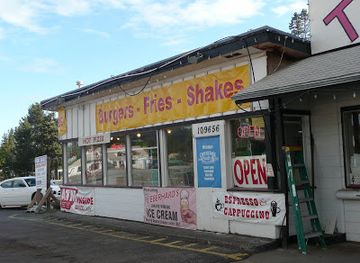 oregon/crater-lake-national-park/shop/r-d-market