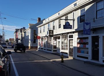 rhode-island/newport-county/shop/lotus