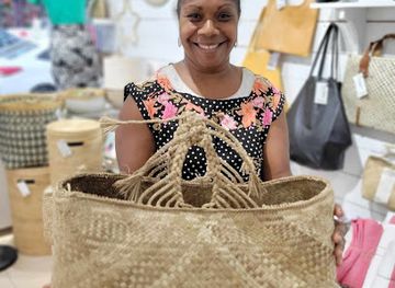 vanuatu/penama/shop/pandanus-vanuatu-ltd