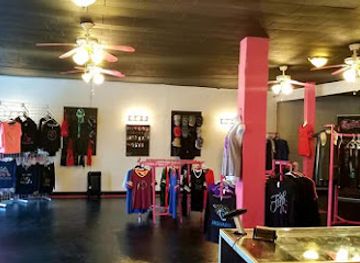 south-carolina/spartanburg/shop/zuri-t-s-boutique