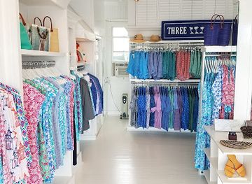 rhode-island/trustom-pond-national-wildlife-refuge/shop/three-islands