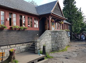 poland/stolowe-mountains/shop/schronisko-pttk-na-szczelincu