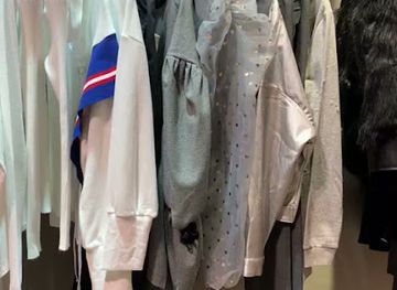 kuwait/al-shaheed-park/shop/women-luxury-kaftans-lolomass