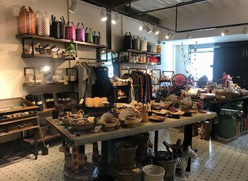 myanmar-burma/yangon-region/shop/dacco-myanmar-main-boutique