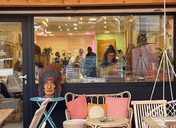 france/les-deux-alpes/shop/yonder-cafe-les-2-alpes