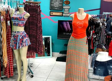 florida/miami/wynwood/shop/la-petite-boutique-of-wynwood-hot-spot-patty-shop