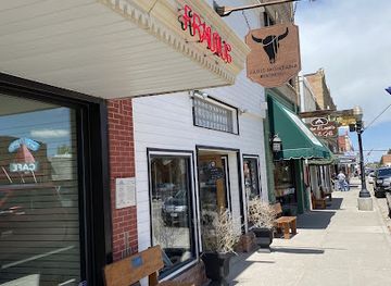 montana/beartooth-highway/shop/paris-montana-mercantile