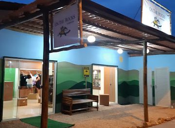 brazil/chapada-dos-veadeiros-national-park/shop/loja-de-trilha-on-the-rocks-aventuras-chapada-dos-veadeiros