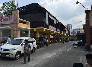 indonesia/east-java/shop/the-eighteen