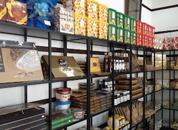 united-arab-emirates/jebel-jais/shop/mahmasat-al-sufi-shaghaf-al-asalah