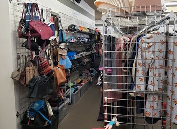 montana/columbia-falls/shop/glacier-thrift-store