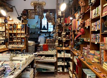 italy/venice/castello/shop/marbled-paper-and-leather-store-venetian-crafts
