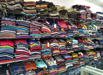 india/vadodara/fatehganj/shop/glow-fashion