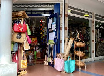 new-caledonia/noumea/shop/la-decouverte