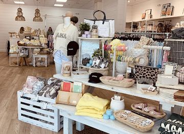 arkansas/fort-smith/shop/card-and-cloth