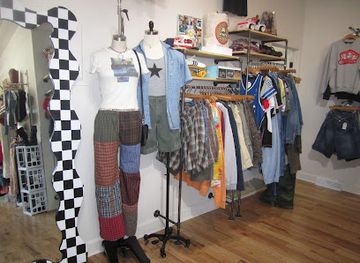 kansas/lawrence/shop/daisy-lee-vintage