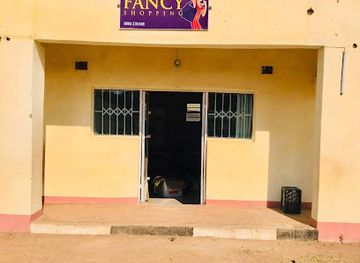 malawi/lilongwe/shop/fancy-shopping