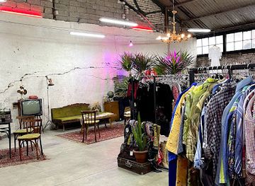 georgia/tbilisi/vera/shop/dezerter-vintage