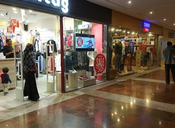 pakistan/southern-punjab/shop/emporium-mall