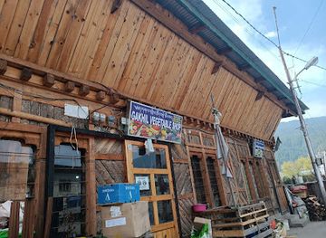 bhutan/jakar/shop/gakhil-vegetable-shop