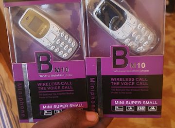 rwanda/nyabarongo-river/shop/gadget-dealers