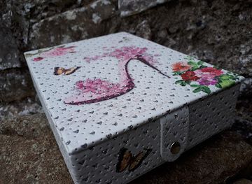 ireland/county-meath/shop/tobins