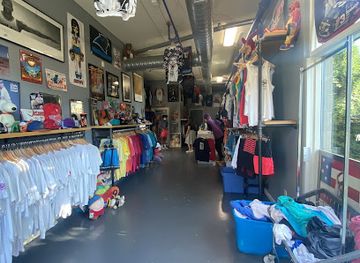 north-carolina/charlotte/noda-north-davidson/shop/oldnews-vintage