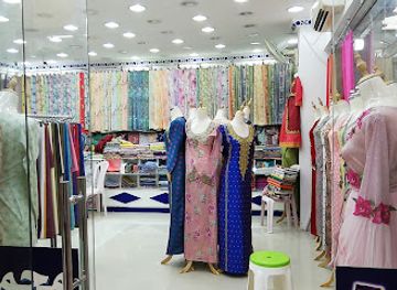 oman/ash-sharqiyah-south-governorate/shop/souq-nayef-textiles