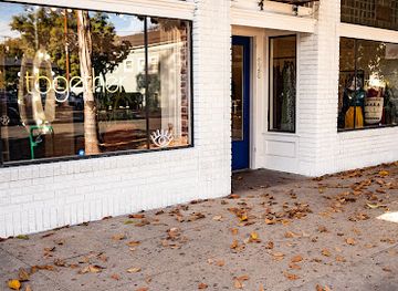 california/sacramento/east-sacramento/shop/the-pomegranate-boutique