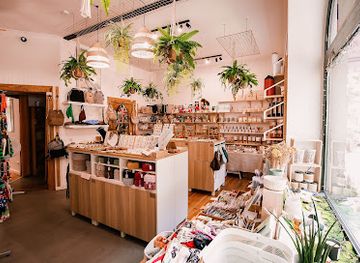 poland/poznan/lazarz/shop/jagoda-nie-porzeczka