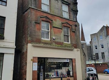 united-kingdom/dumfriesshire/shop/alternative-centre-dumfries