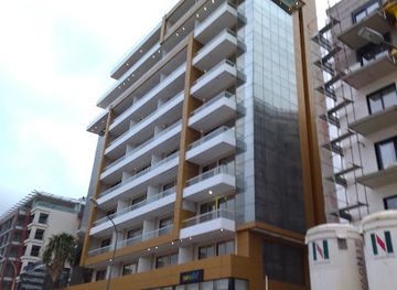 montenegro/budva/shop/in-store