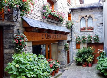 spain/ordesa-y-monte-perdido-national-park/shop/carniceria-bun