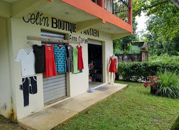 dominican-republic/samana-peninsula/shop/tienda-celia