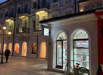 albania/theth-national-park/shop/gift-shop-souvenir-albania